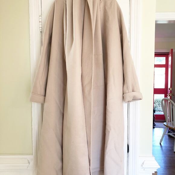 REVOLVE Eaves Bellamy Belted Coat with Scarf in Ivory XS/S - Picture 5 of 5